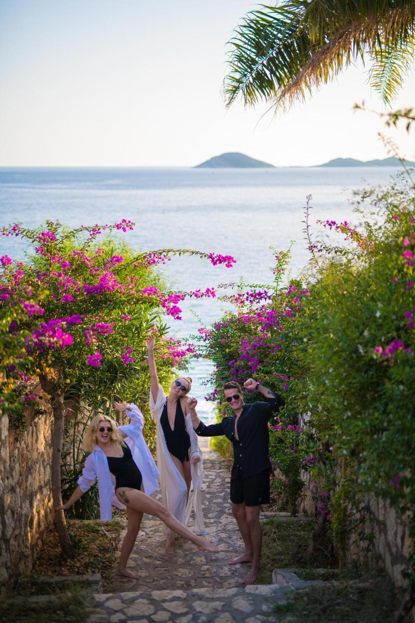 Beachfront White Villa With Private Swimming Pool Kalkan Exterior photo